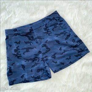 🦋 Banana Republic, Blue Camo Shorts, Size 8